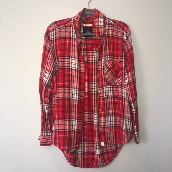 American Eagle Outfitters Tops - American eagle red button down flannel